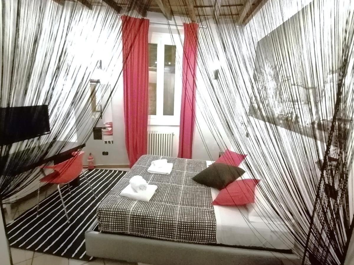 Chroma Italy - Chroma Apt Campo De' Fiori Ngoại thất bức ảnh